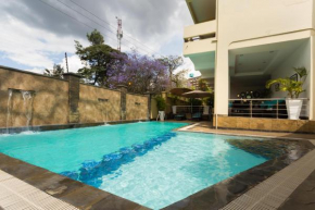  Reata Apartment Hotel  Найроби